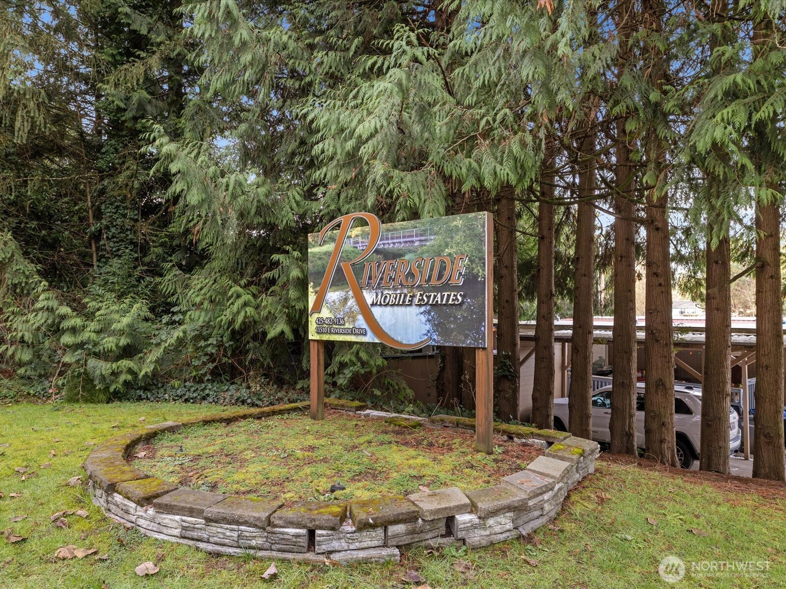 11510 E Riverside Drive Unit: 26