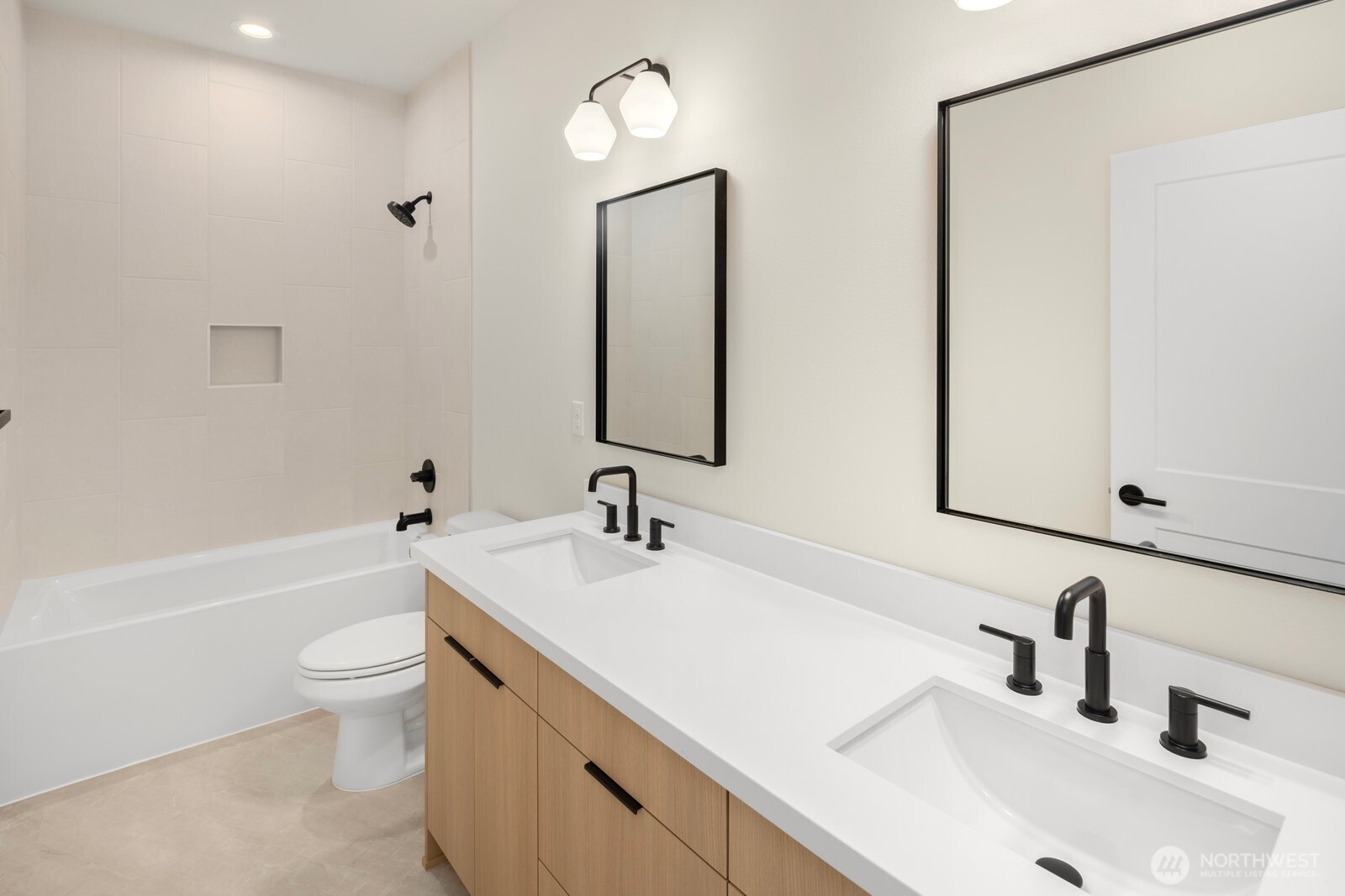 910 S 138th Street Unit: A