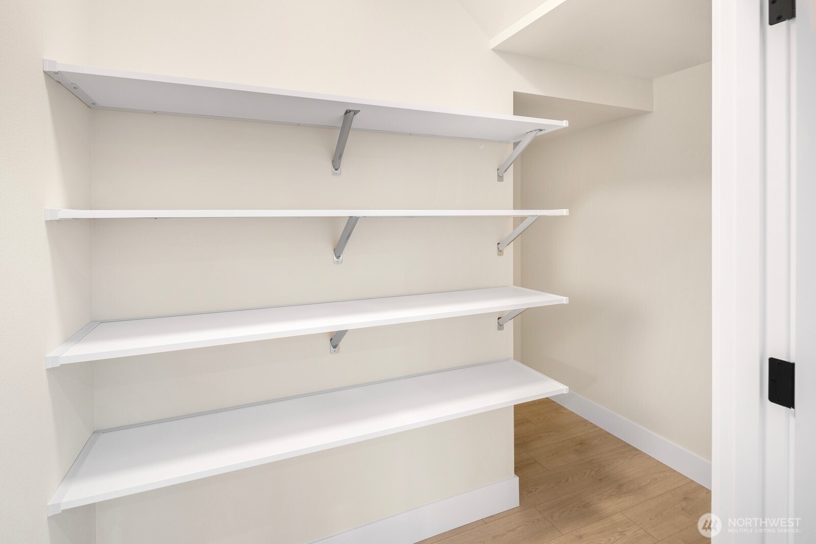 910 S 138th Street Unit: A