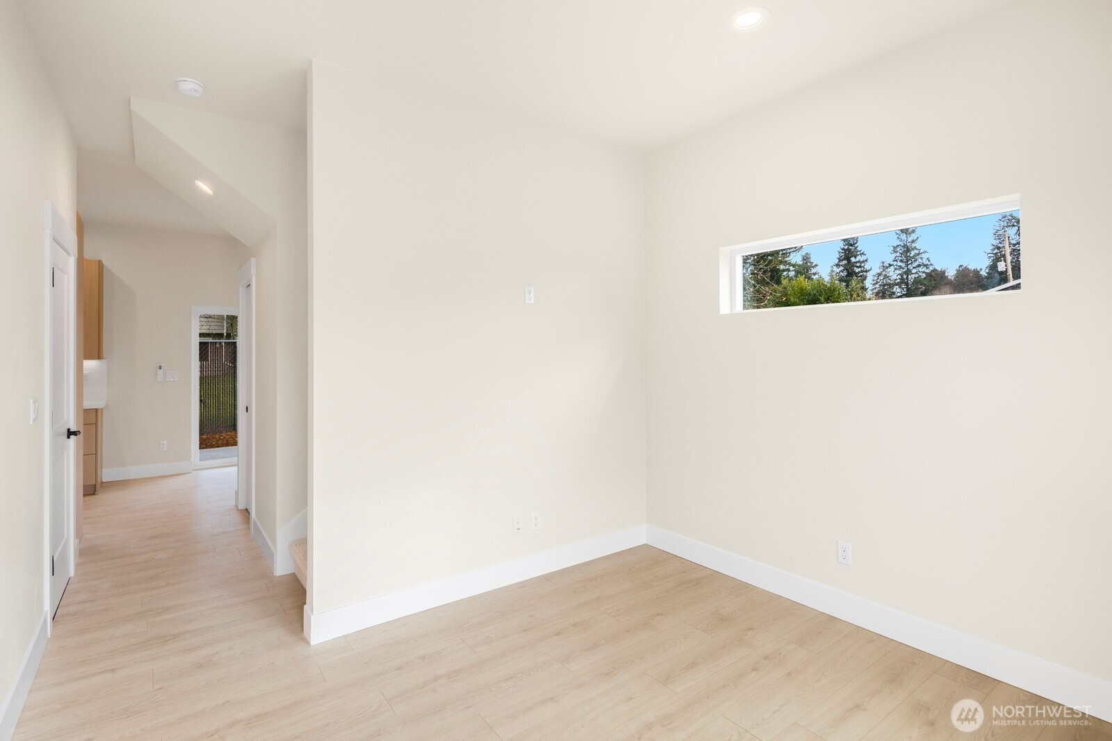 910 S 138th Street Unit: B