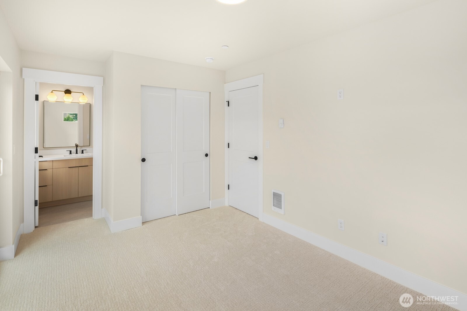 910 S 138th Street Unit: B
