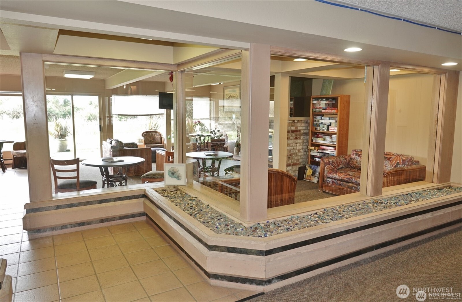 615 Ocean Shores Boulevard NW Unit: 319