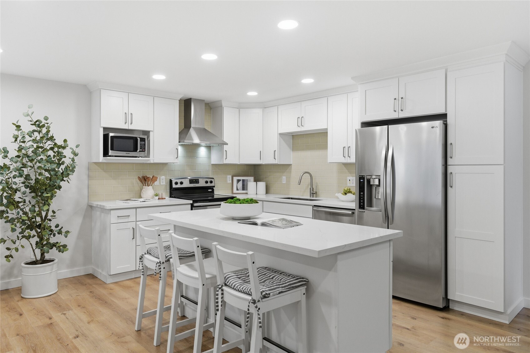 1126 14th Ave Unit: G