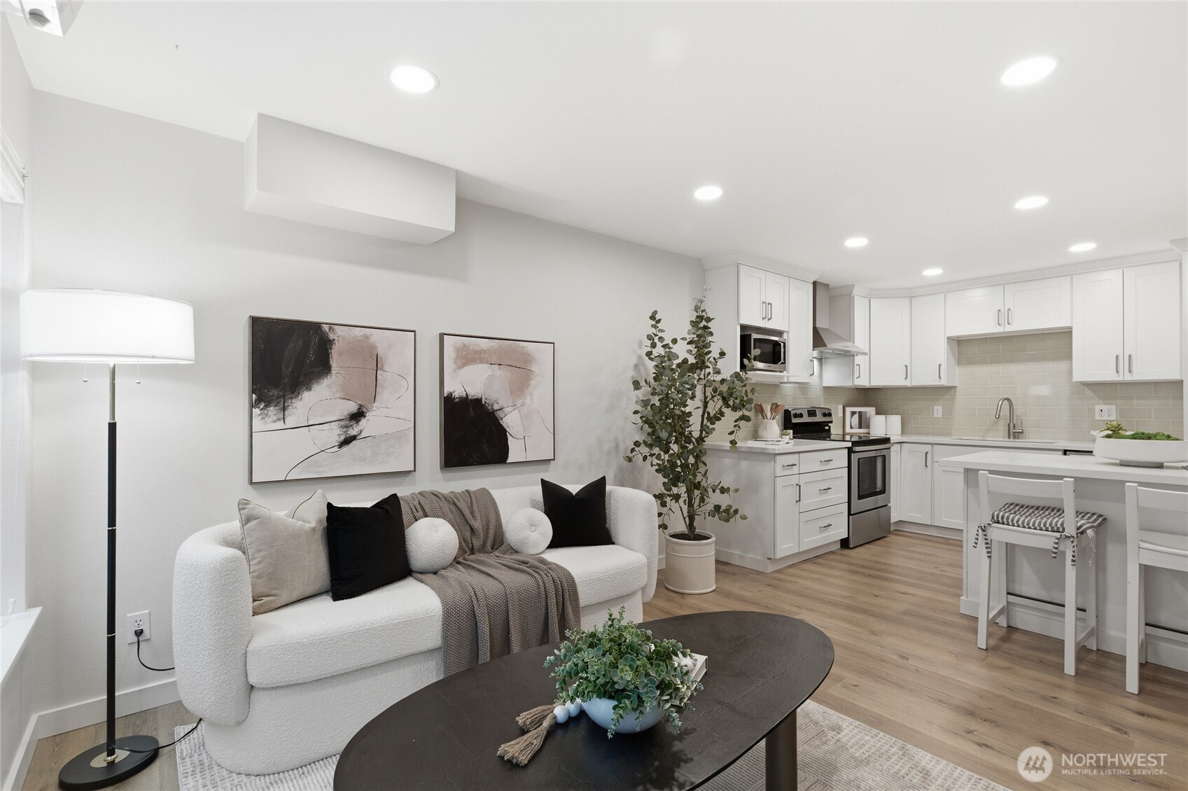 1126 14th Ave Unit: G