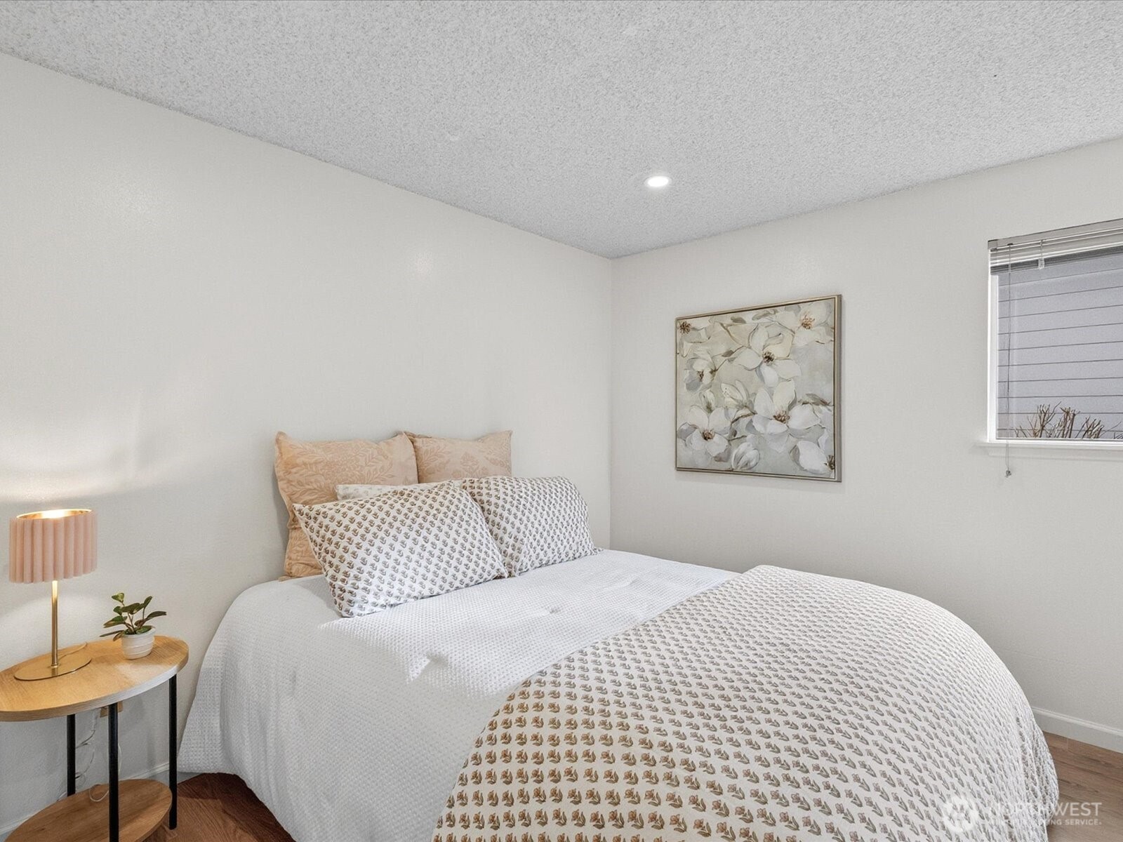 23405 Lakeview Drive Unit: H106