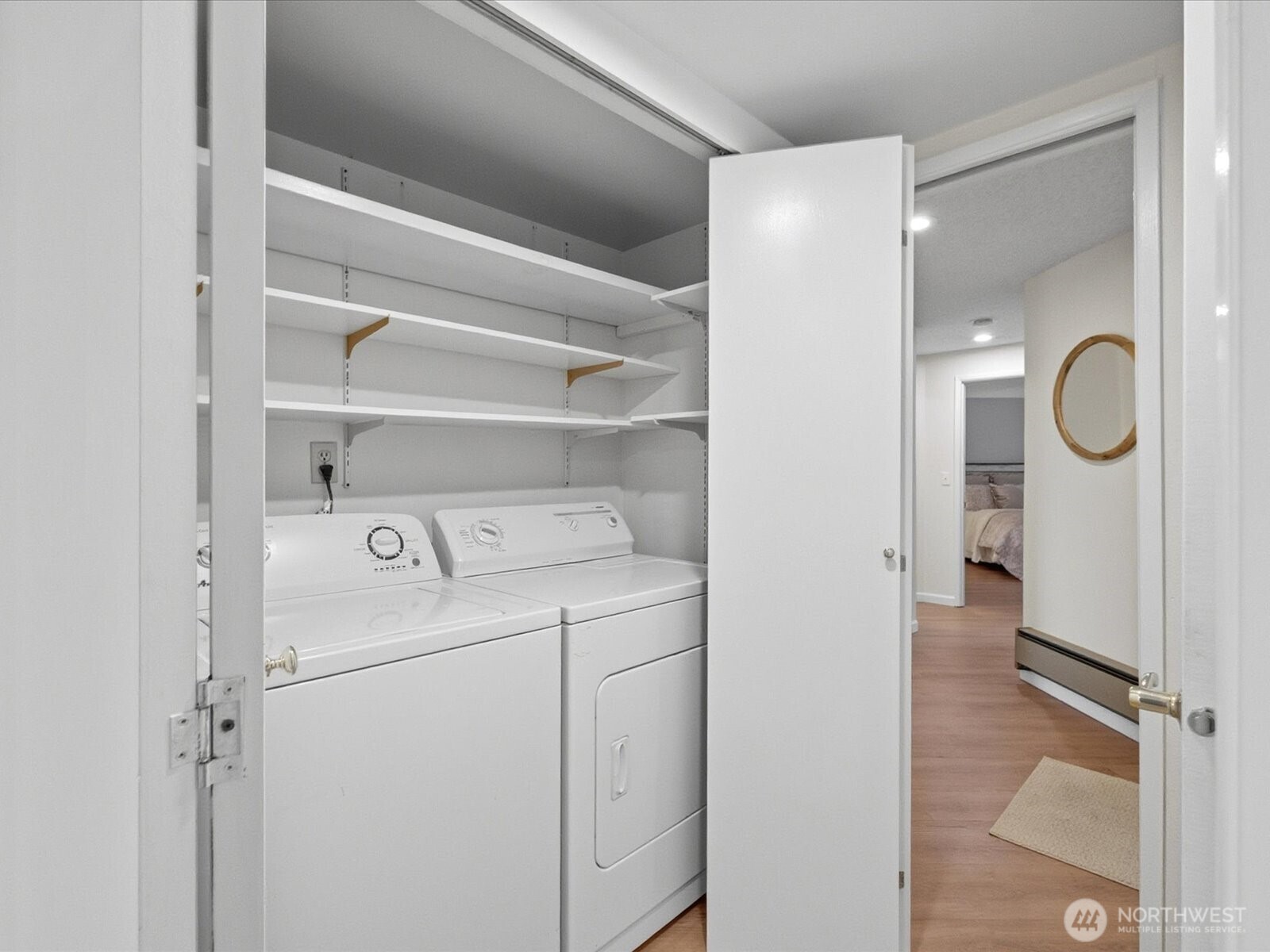 23405 Lakeview Drive Unit: H106