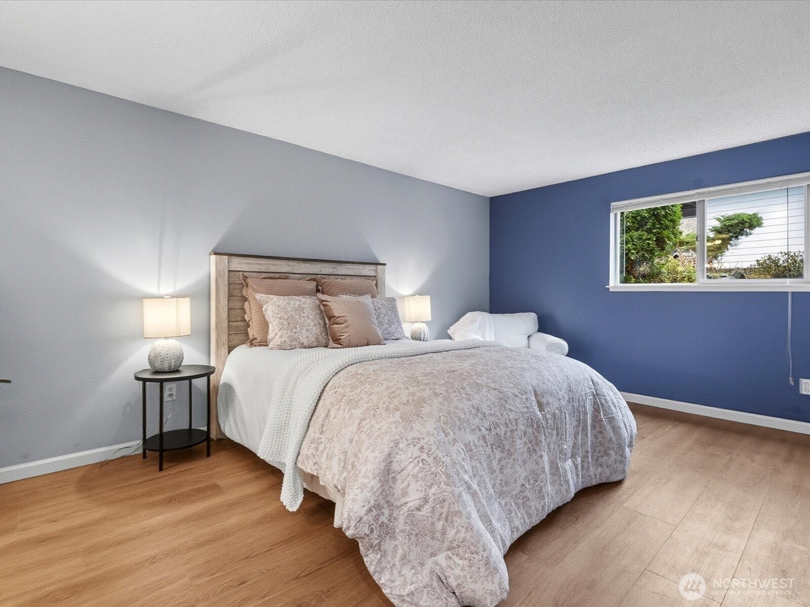 23405 Lakeview Drive Unit: H106