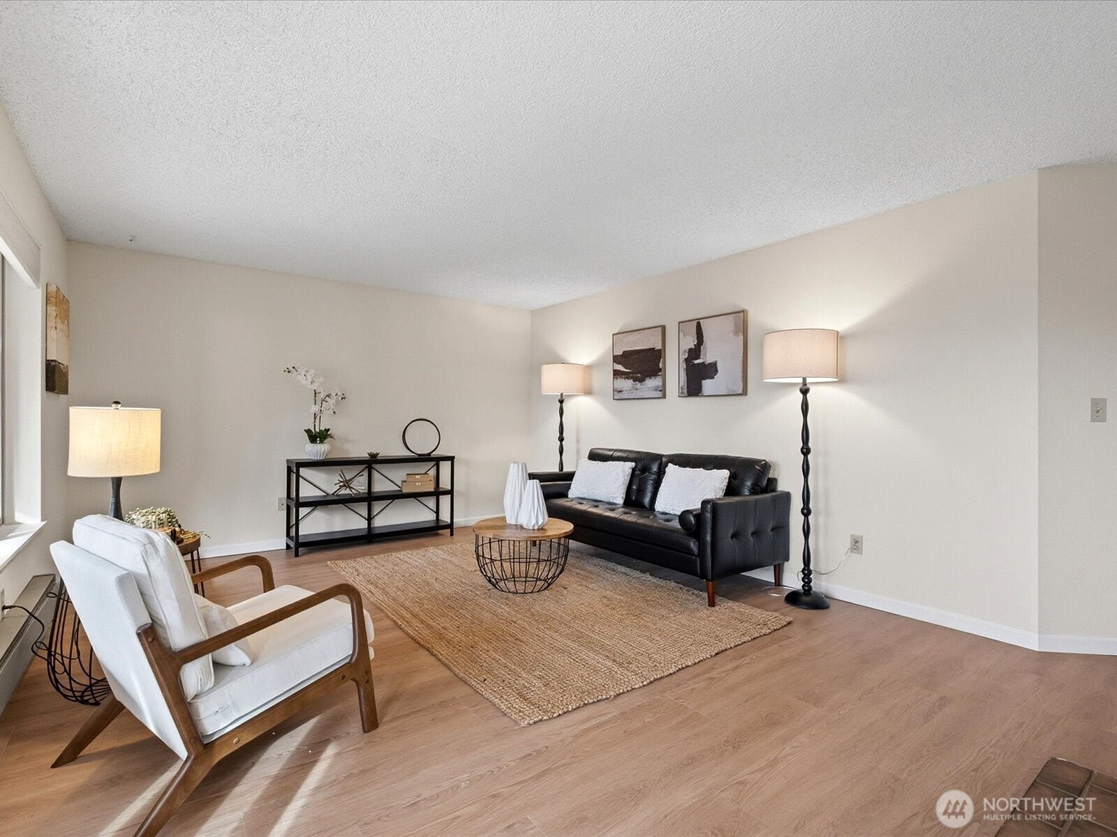 23405 Lakeview Drive Unit: H106