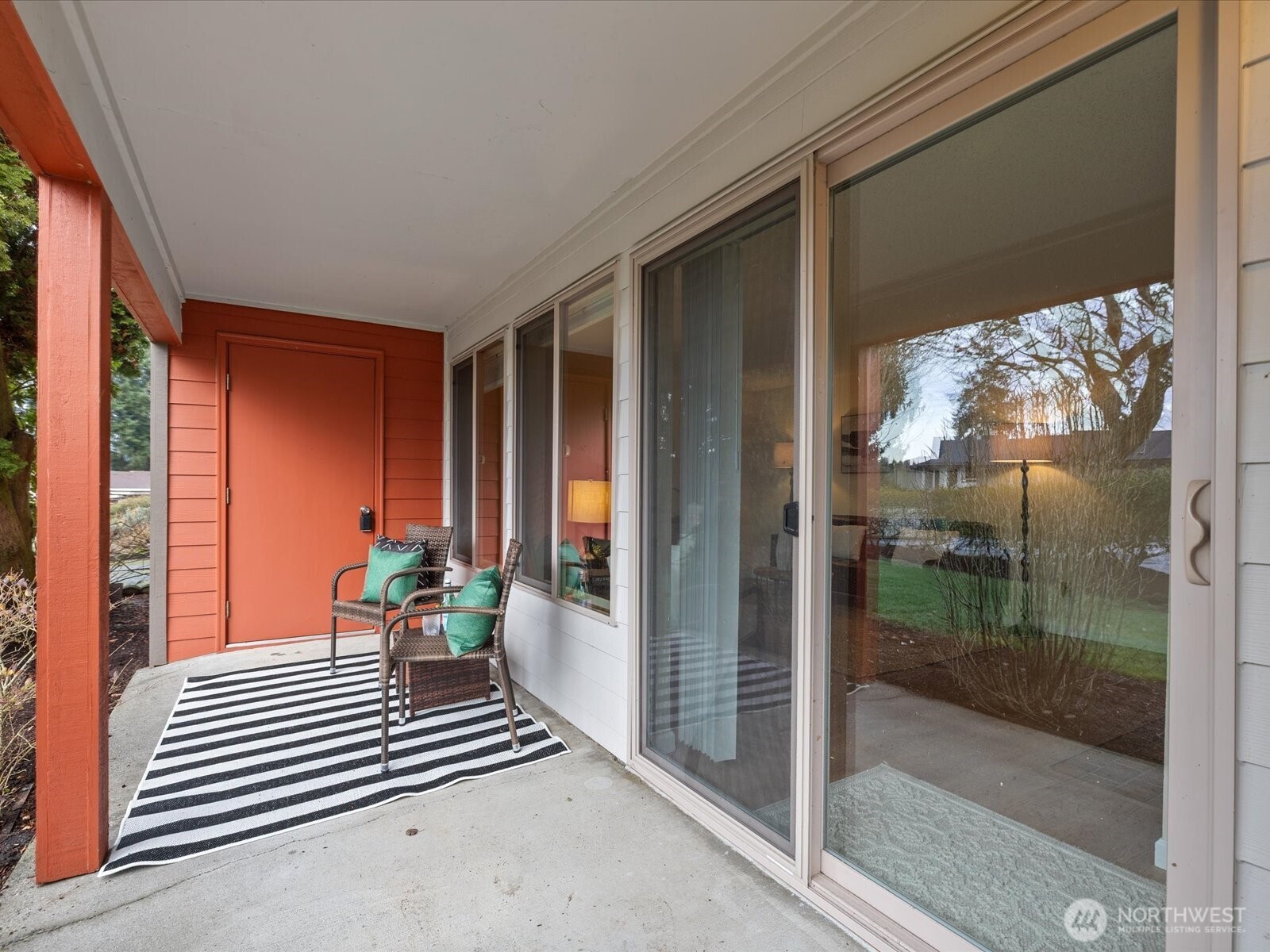 23405 Lakeview Drive Unit: H106