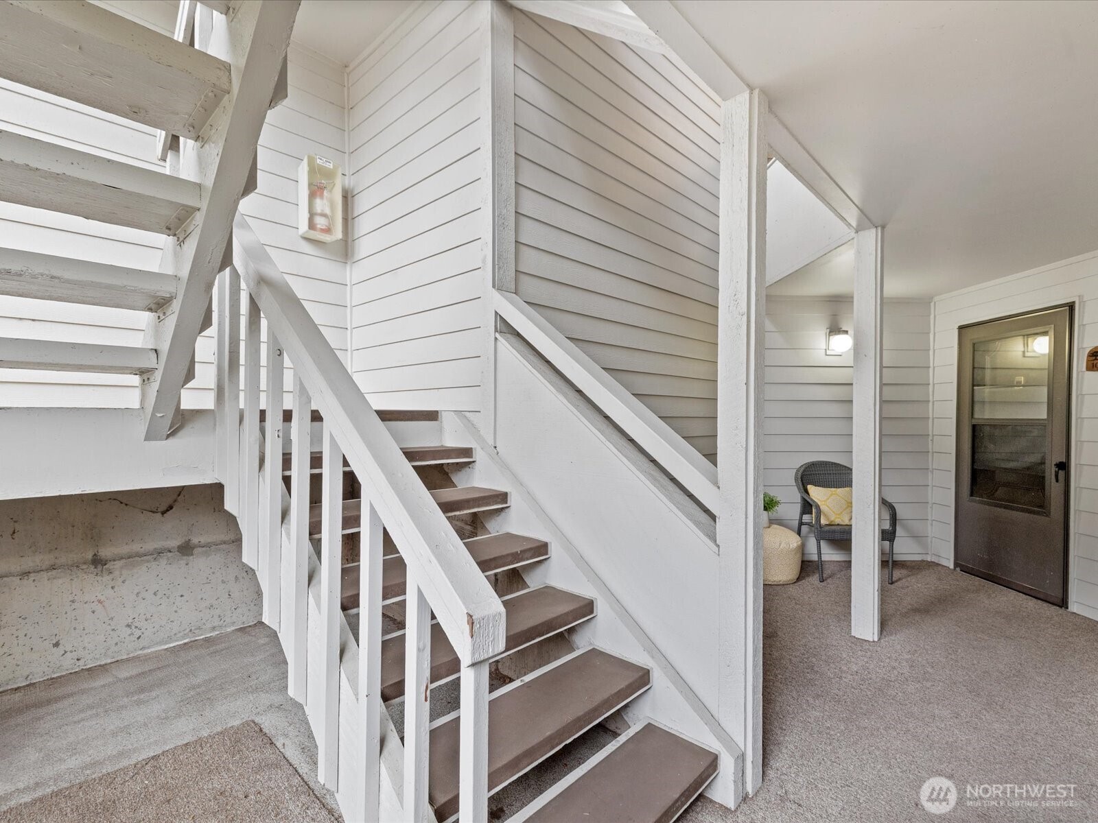 23405 Lakeview Drive Unit: H106