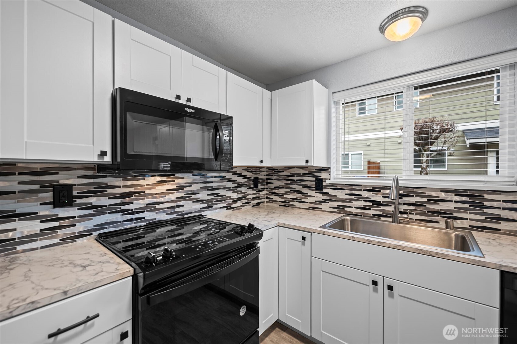 12108 113th Avenue Ct E Unit: 9