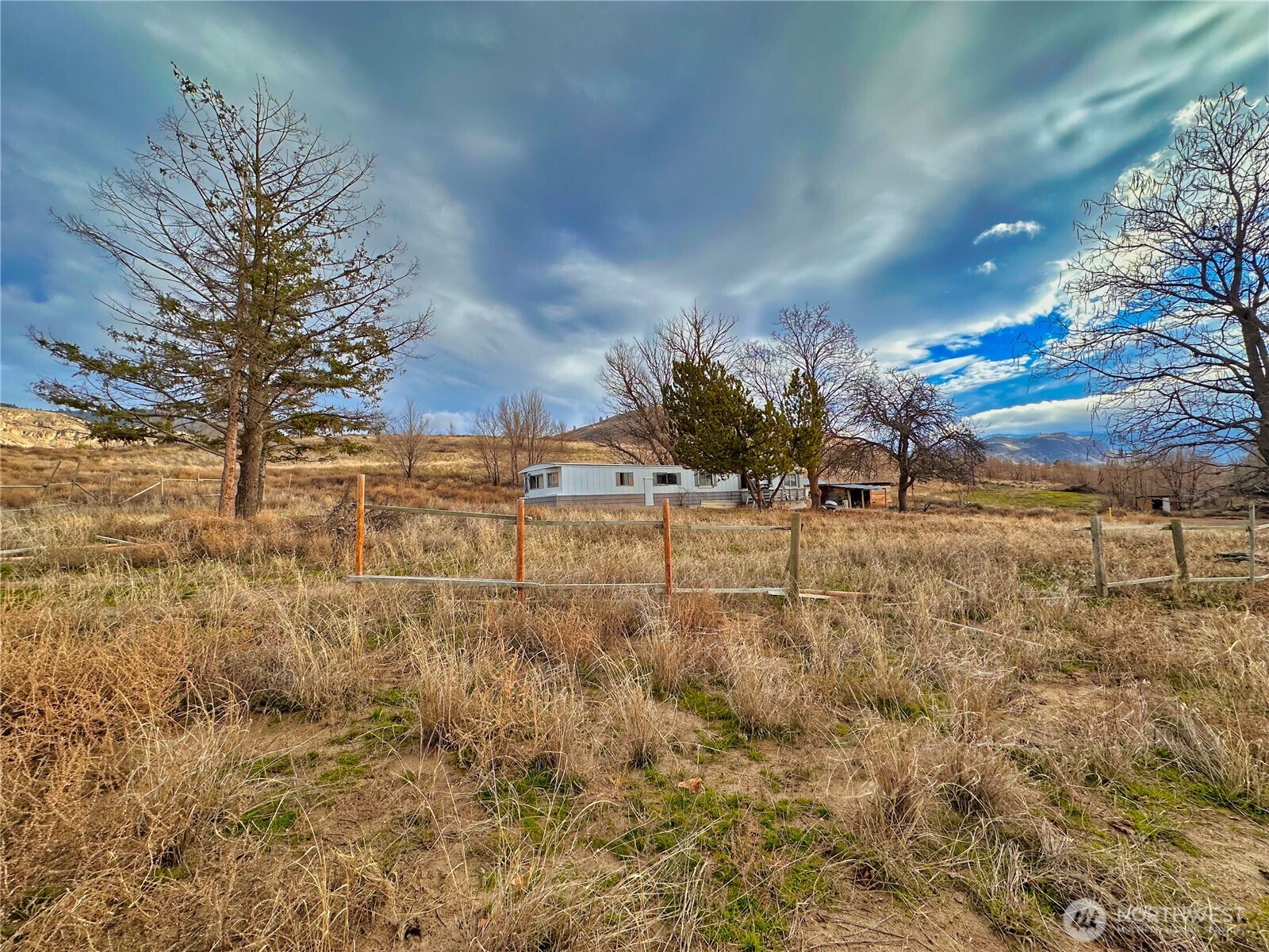 433 Eastlake Road