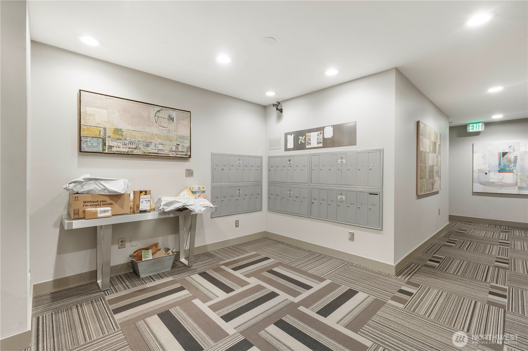 705 E Republican Street Unit: 207