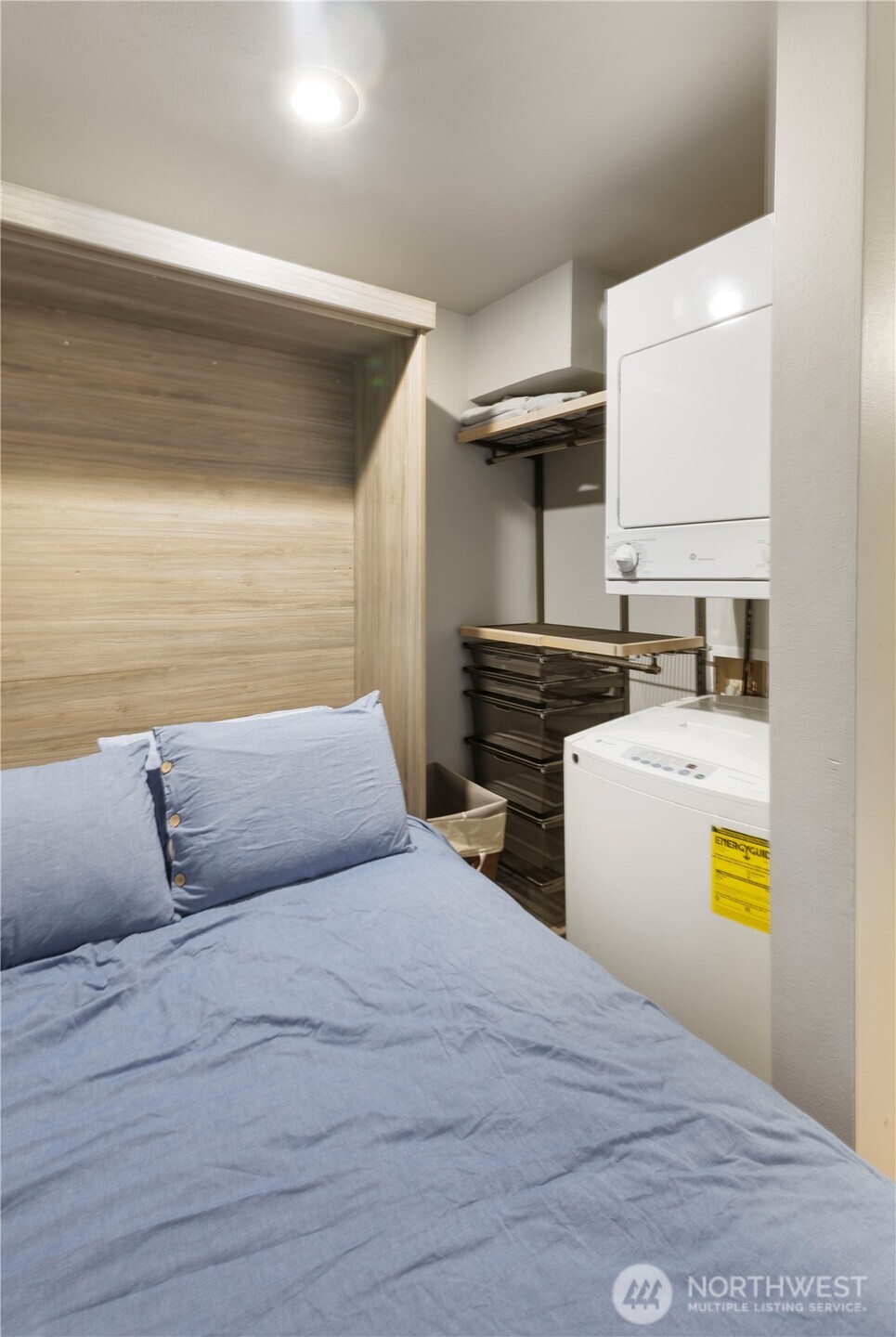 705 E Republican Street Unit: 207