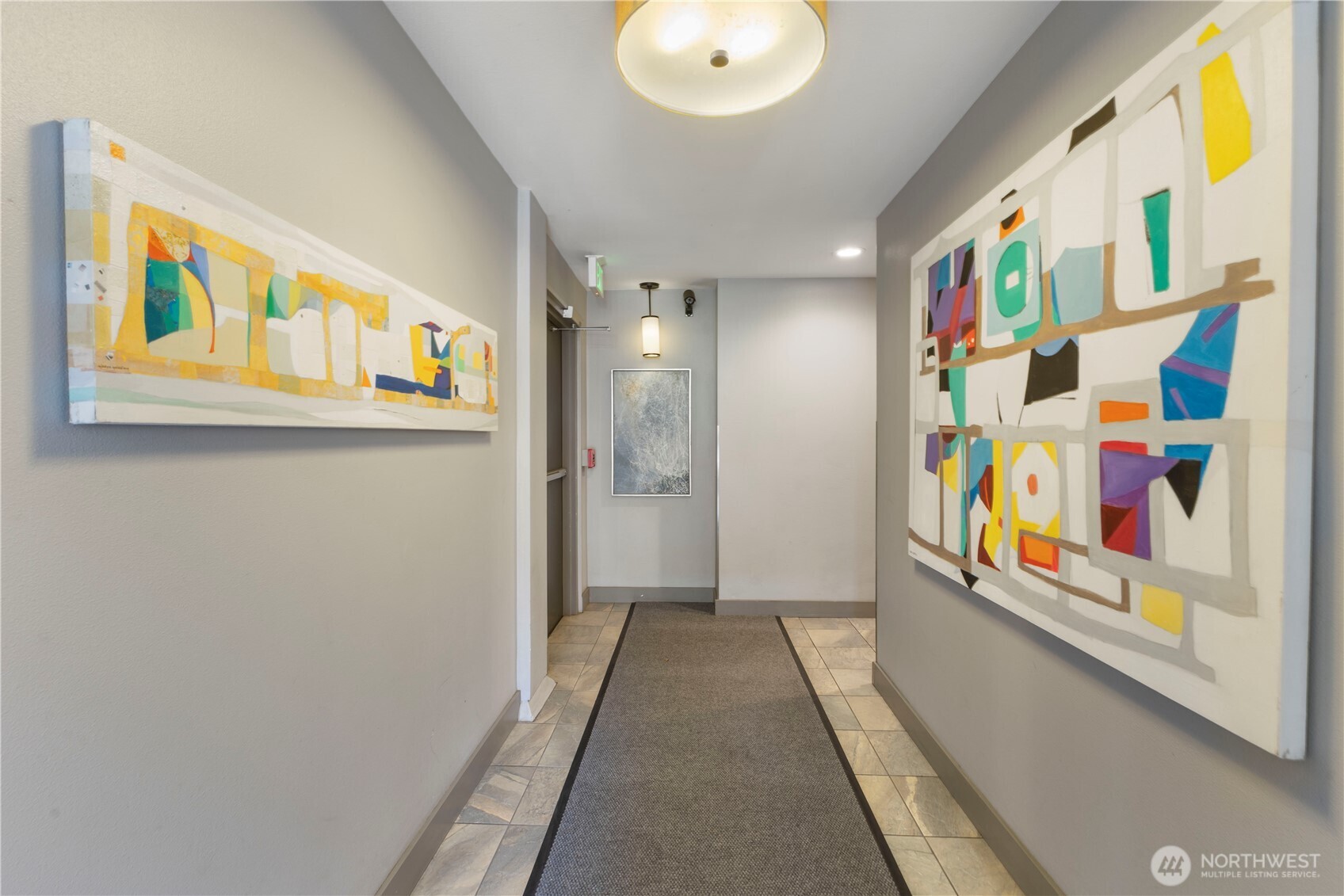 705 E Republican Street Unit: 207