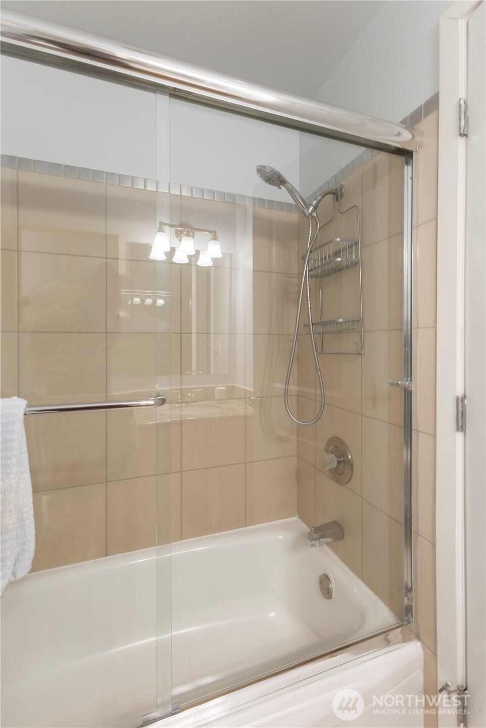 705 E Republican Street Unit: 207