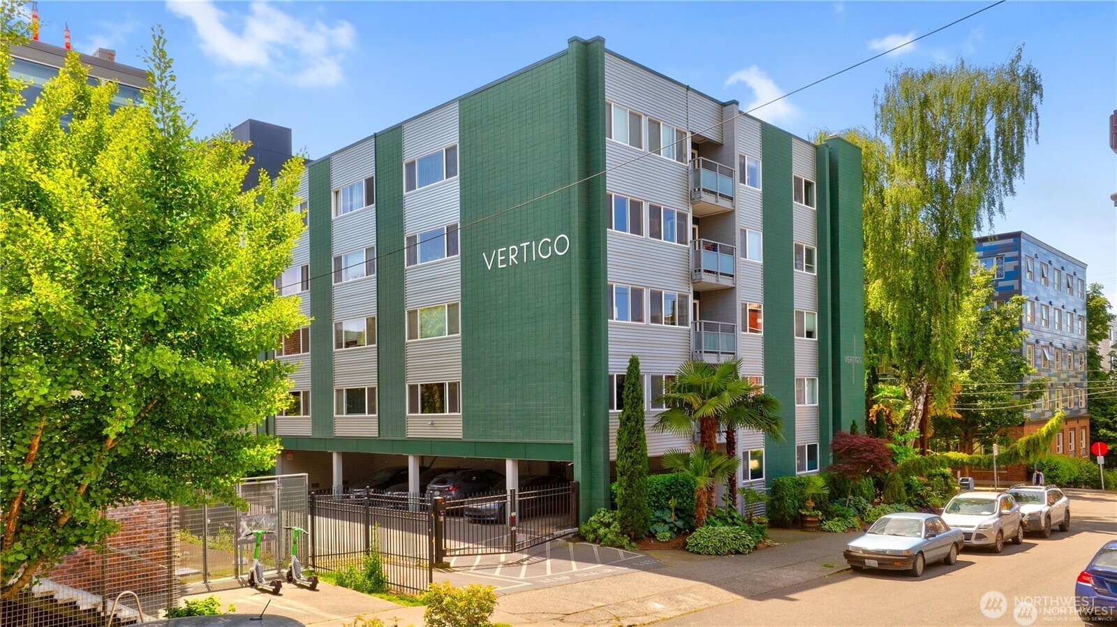 705 E Republican Street Unit: 207