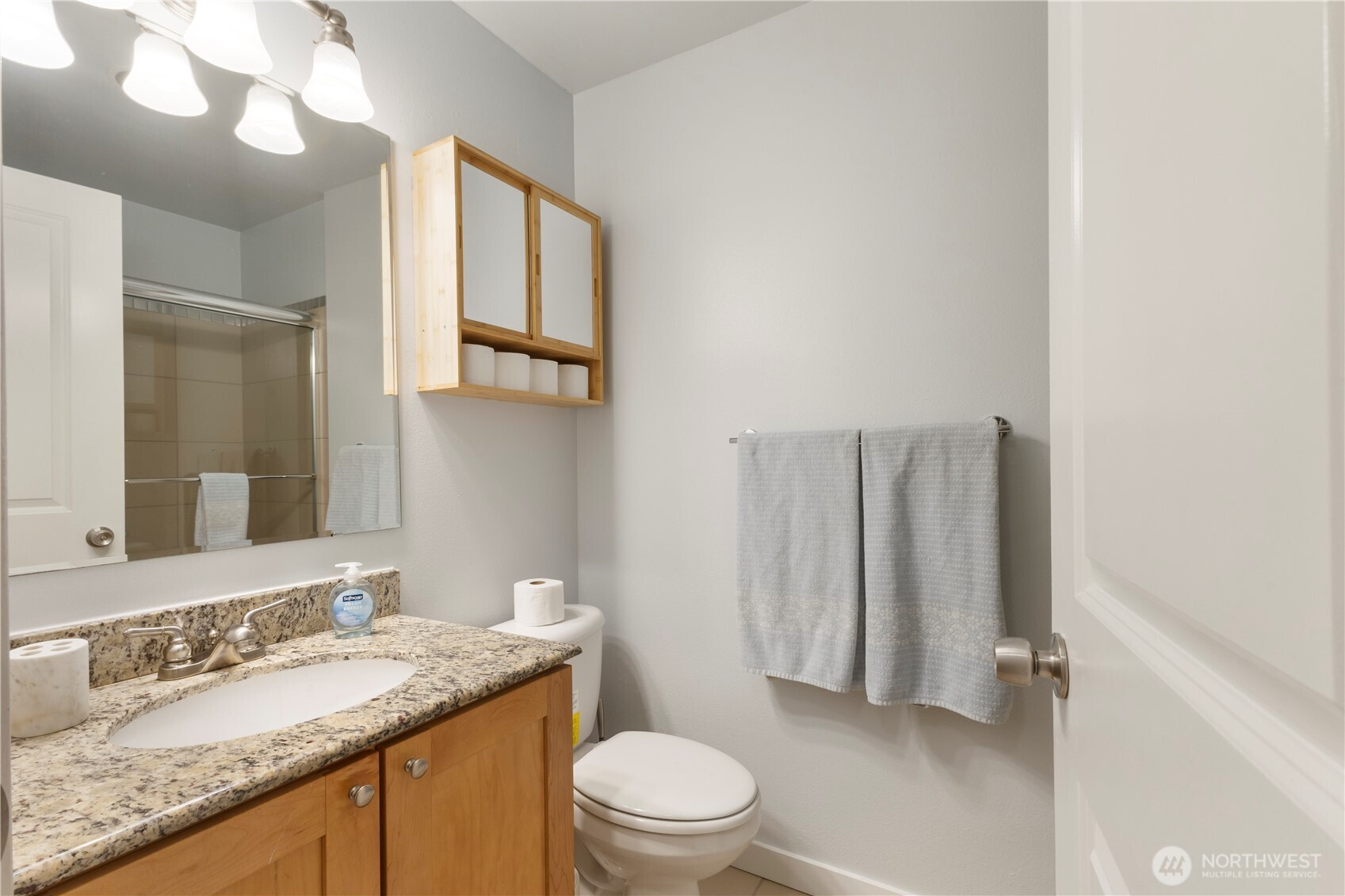705 E Republican Street Unit: 207