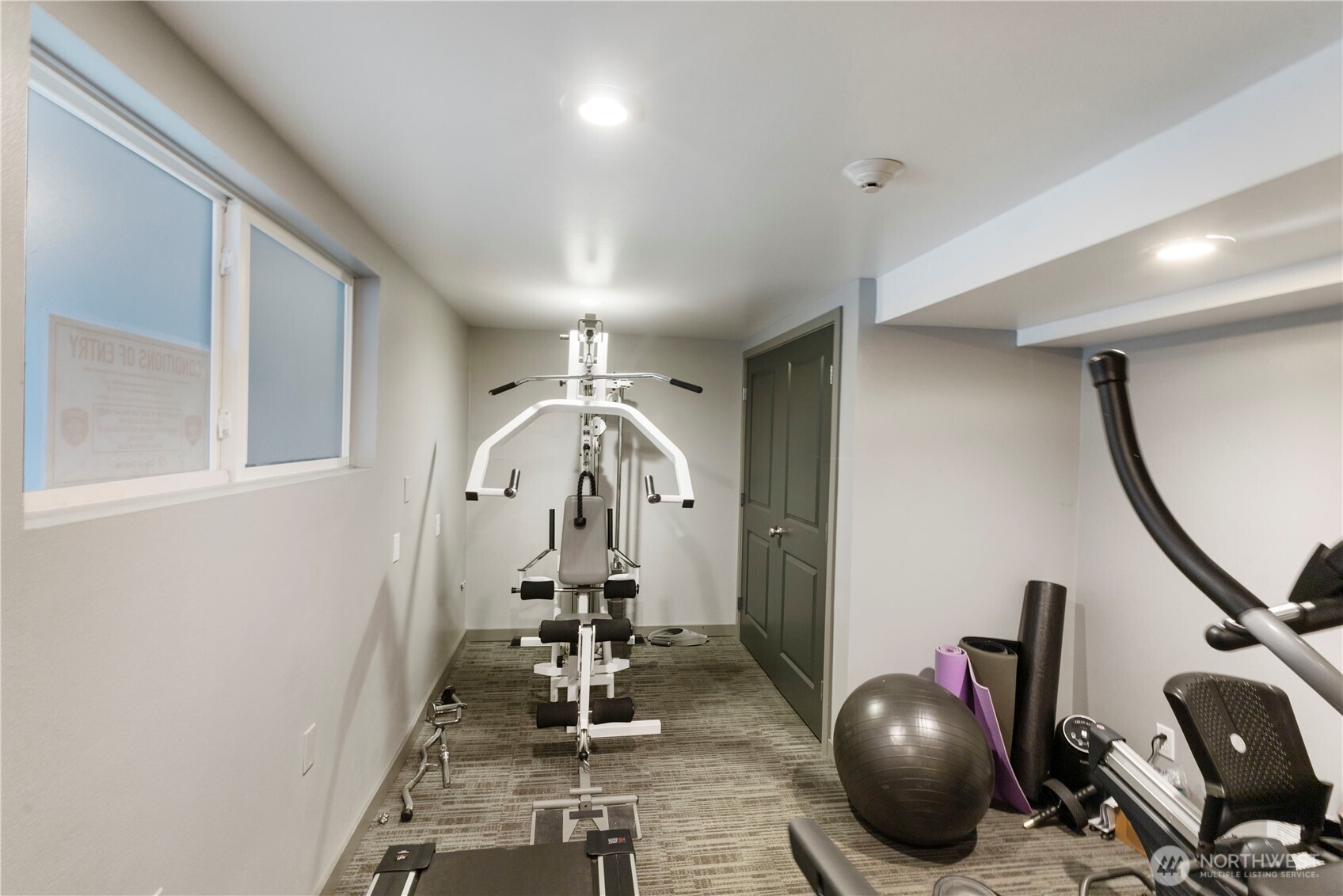 705 E Republican Street Unit: 207