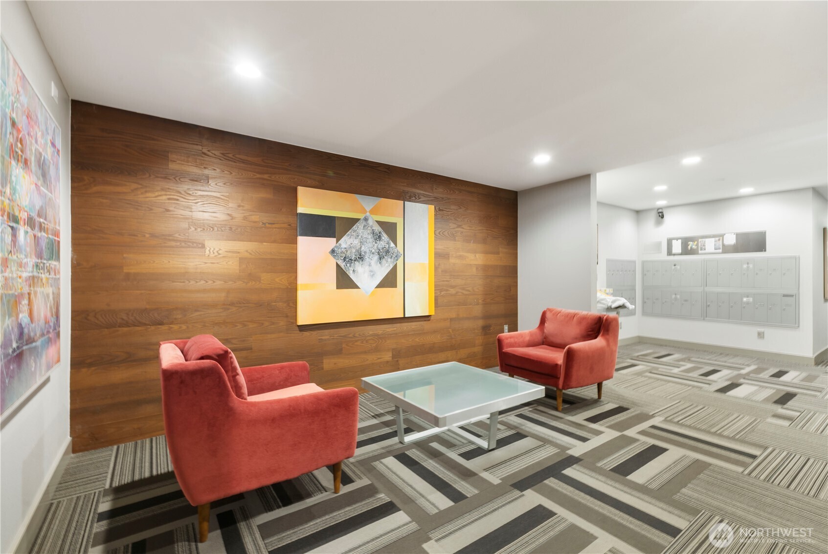 705 E Republican Street Unit: 207