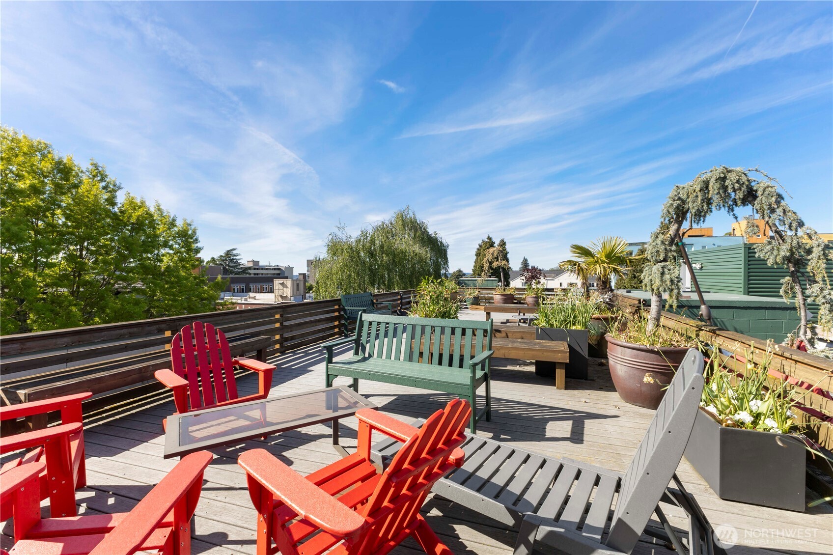 705 E Republican Street Unit: 207