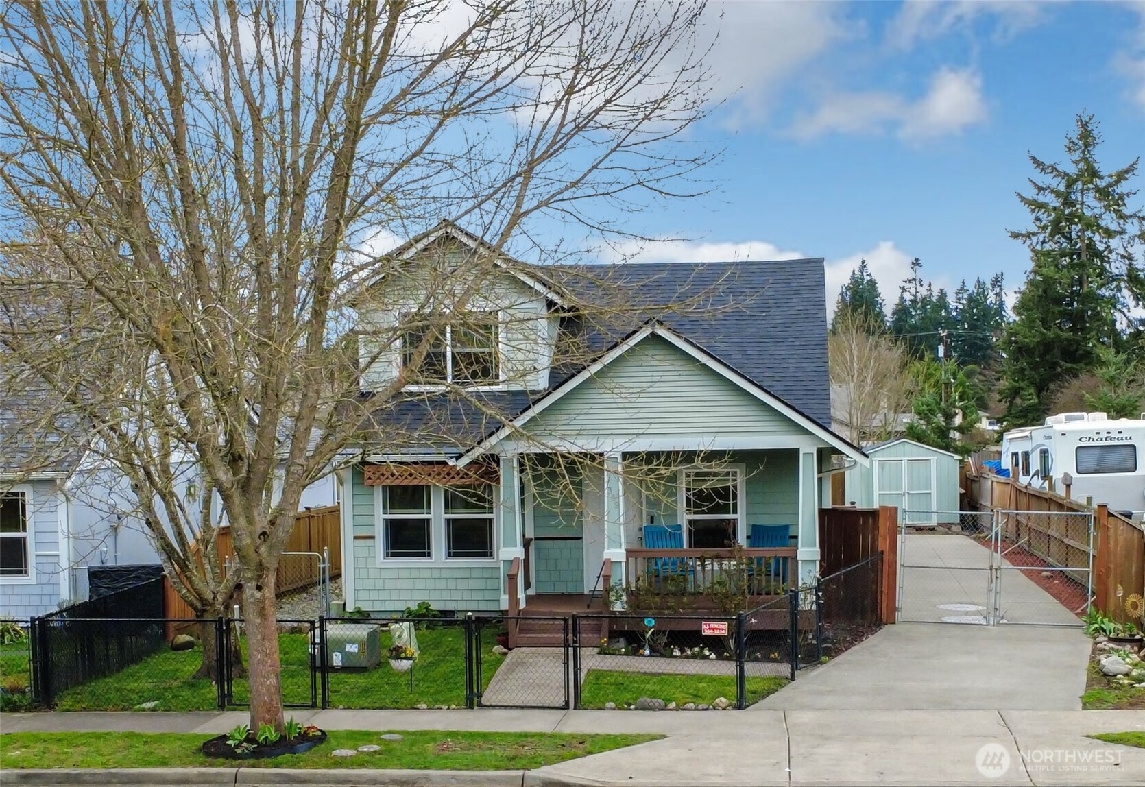 309 Solberg Street NW