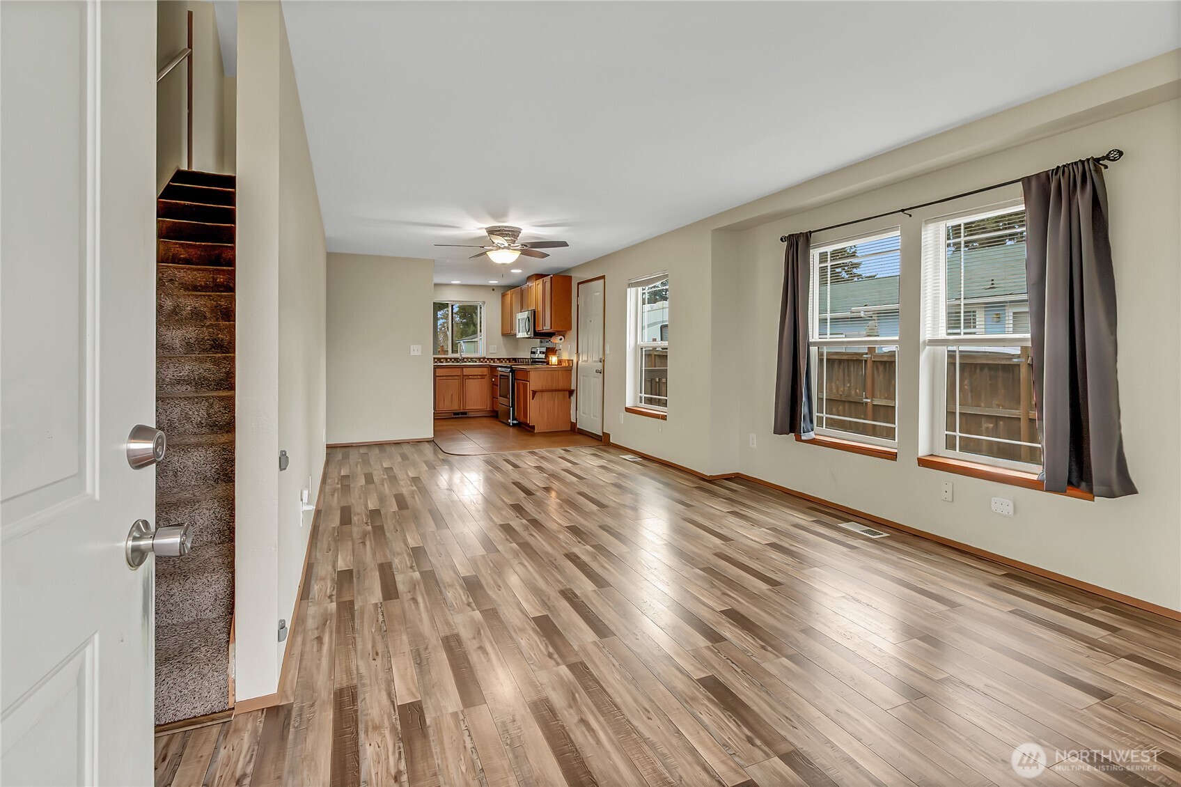 309 Solberg Street NW