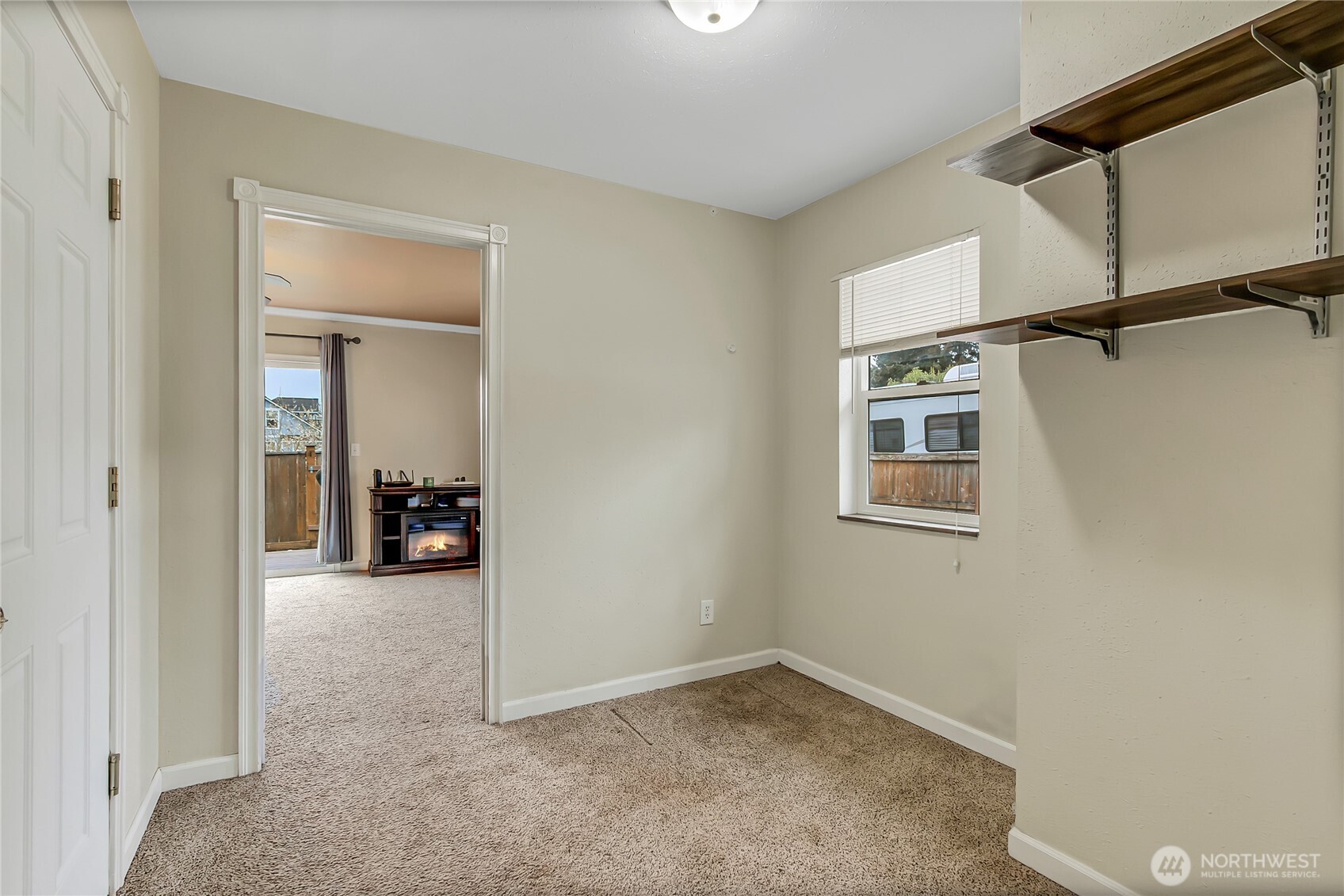 309 Solberg Street NW