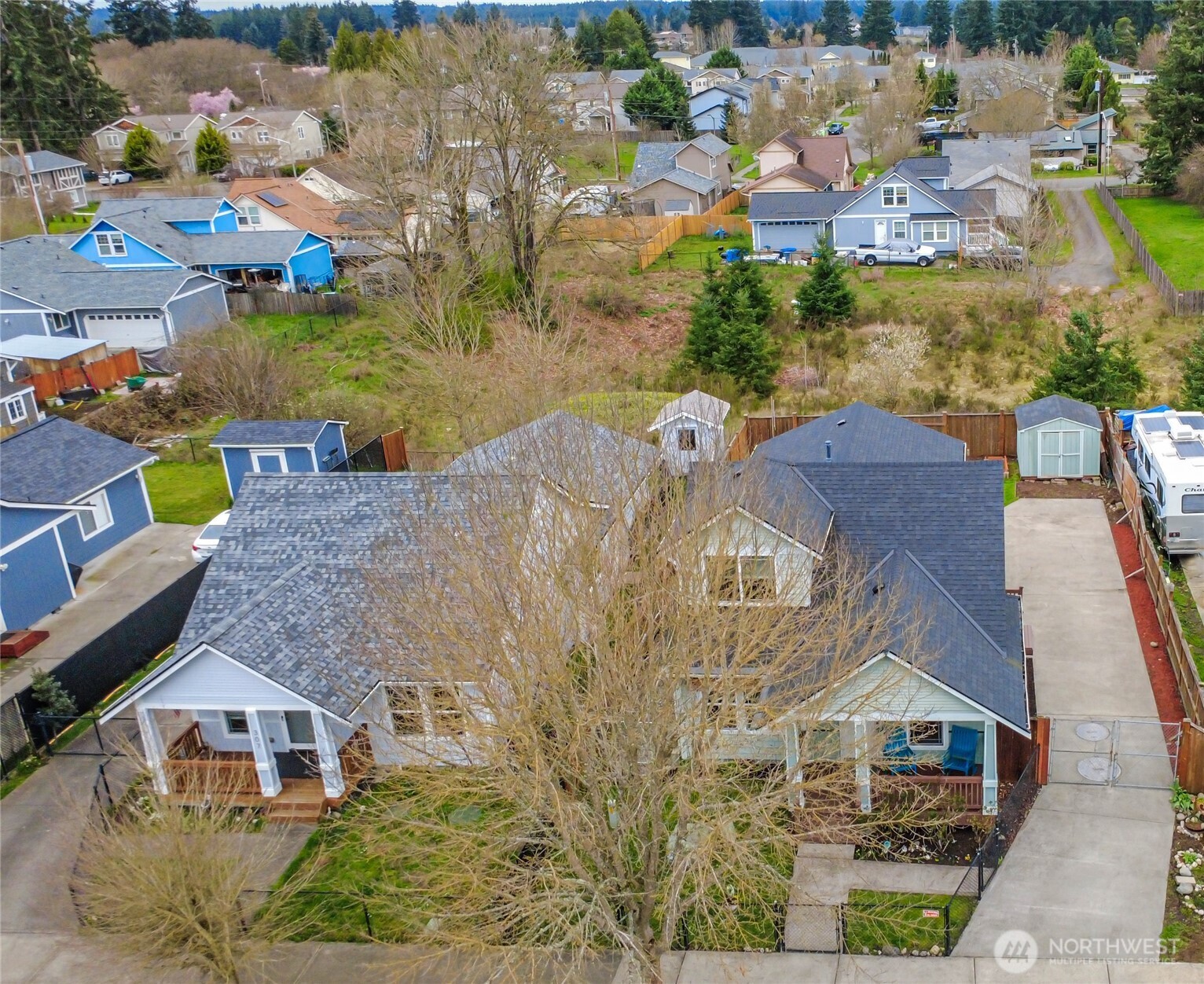 309 Solberg Street NW