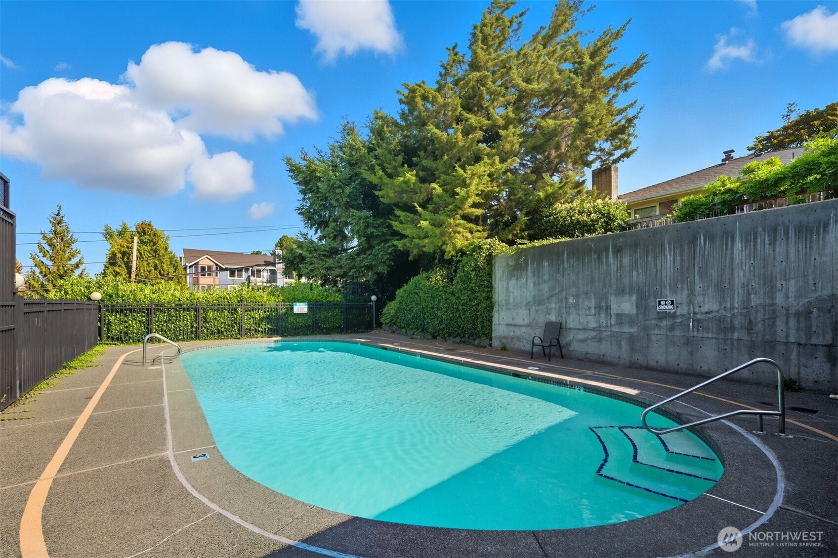 9416 1st Avenue NE Unit: 305