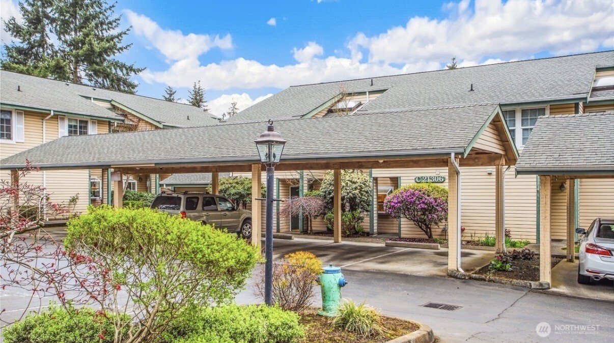 21306 48th Avenue W Unit: C2