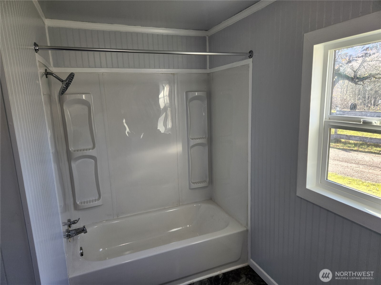 2958 Mountain View Road Unit: F