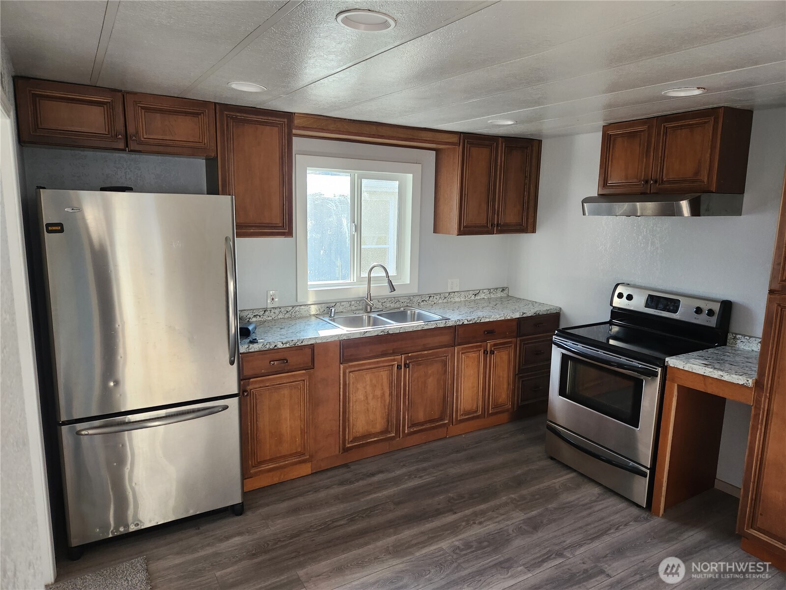 2958 Mountain View Road Unit: F