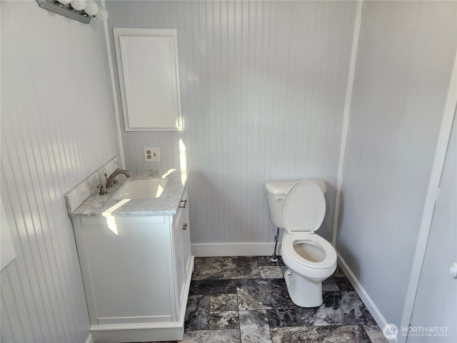 2958 Mountain View Road Unit: F