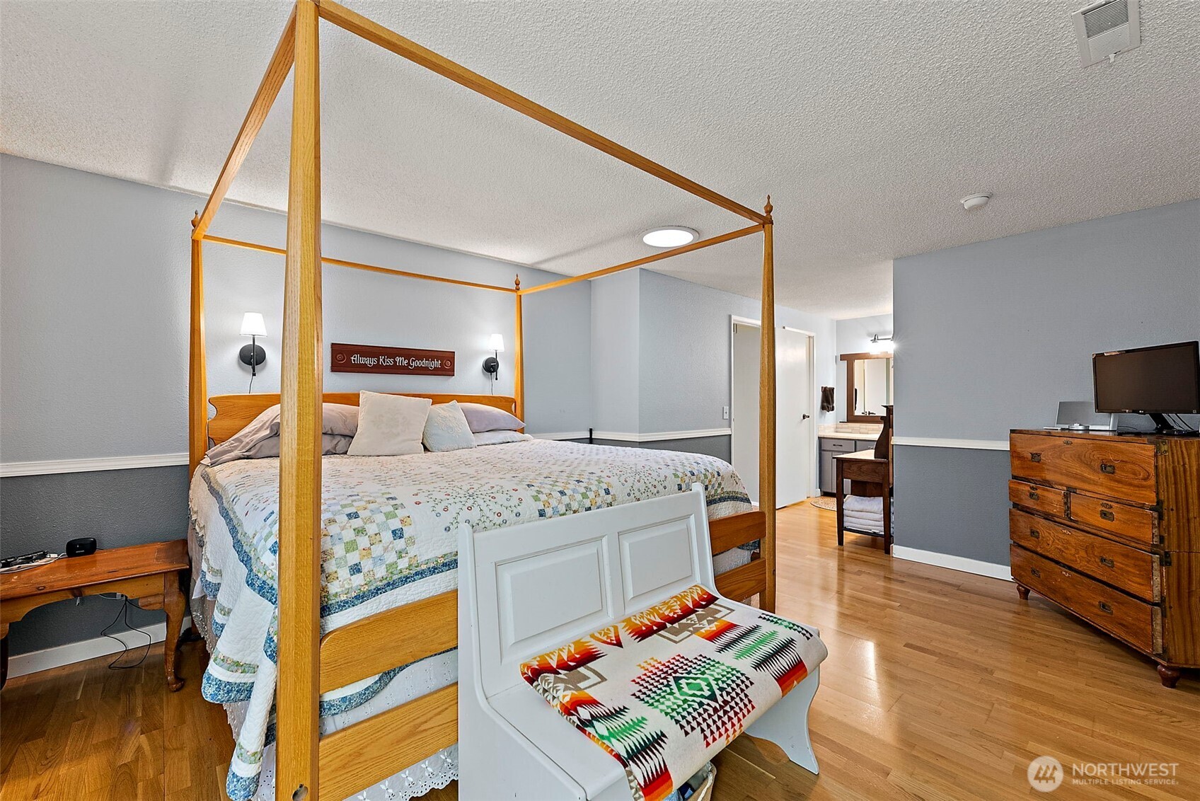 3035 SE Morning Light Court