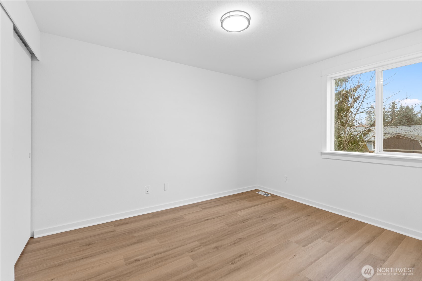1117 124th Street Ct E