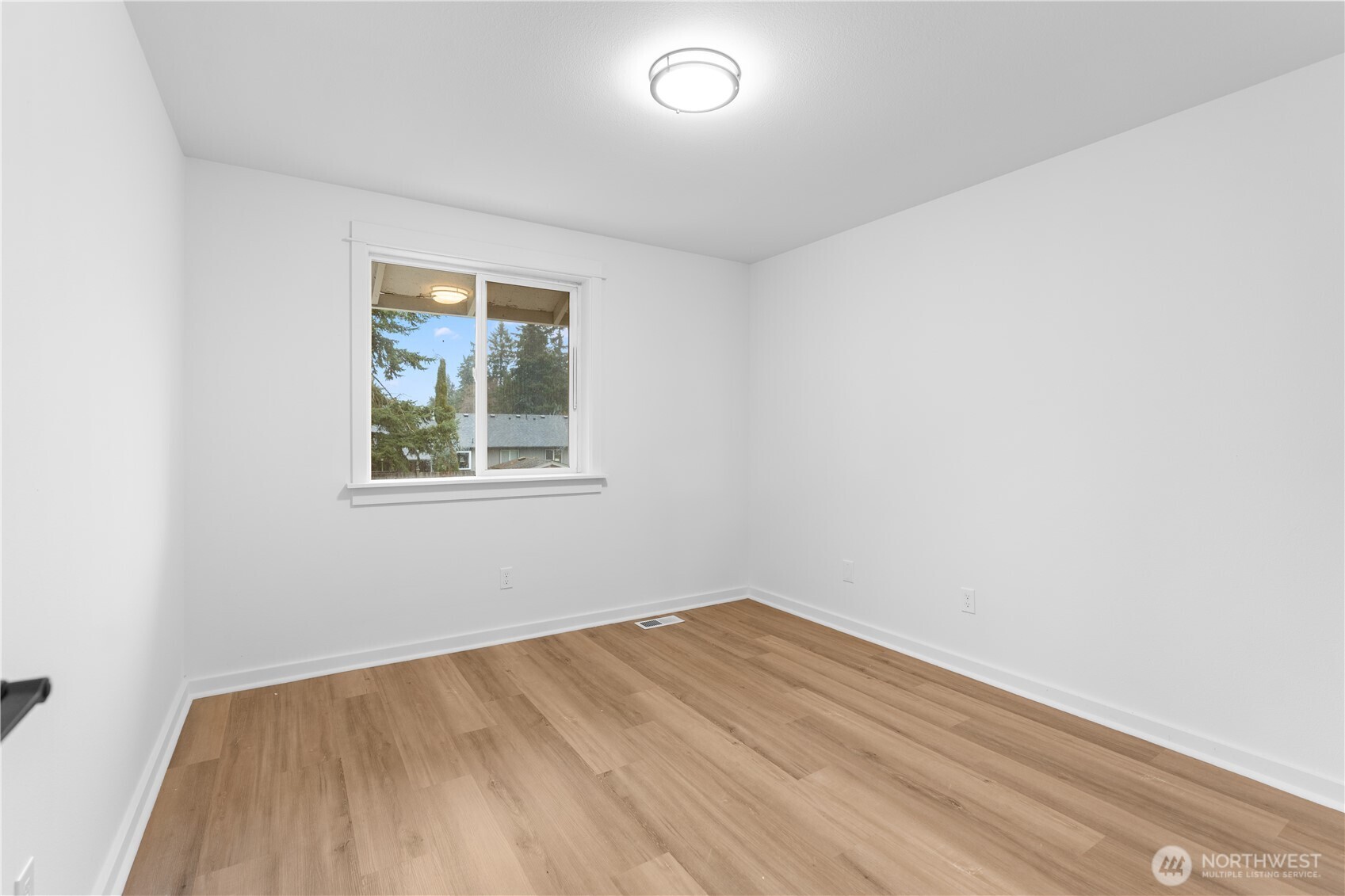 1117 124th Street Ct E