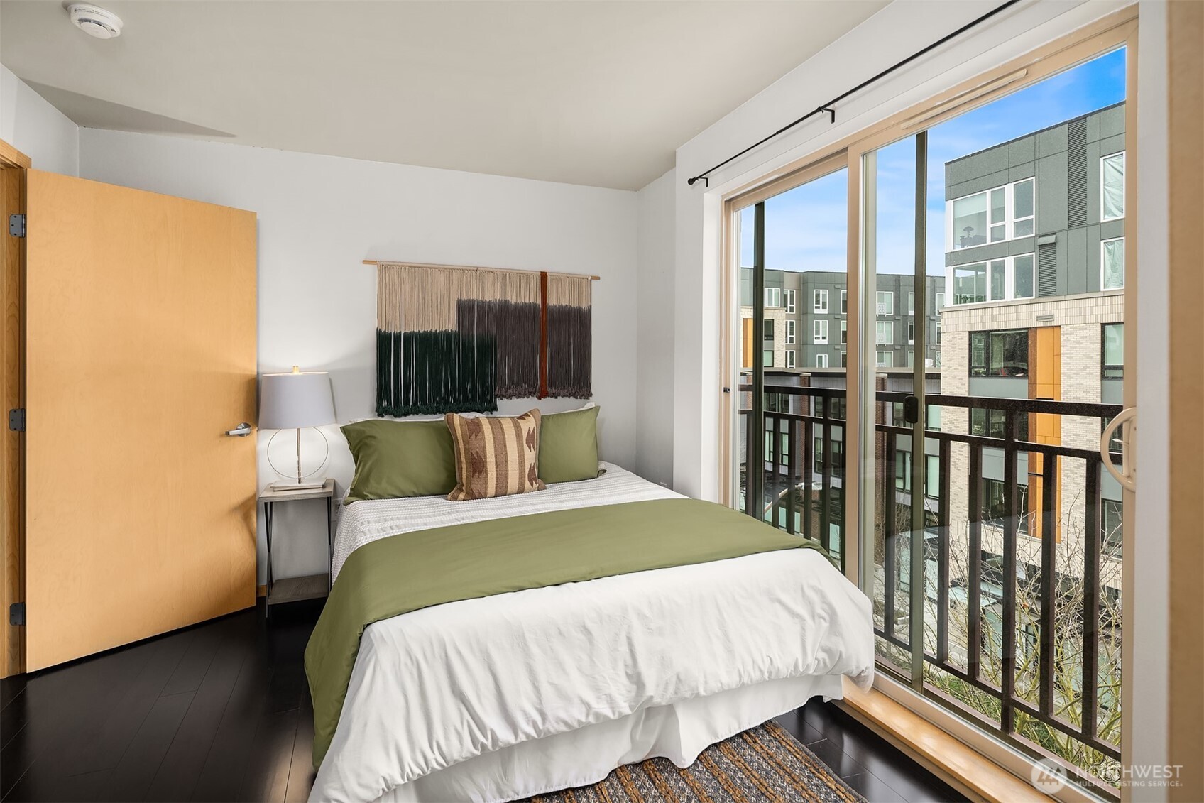 425 23rd Avenue S Unit: A503