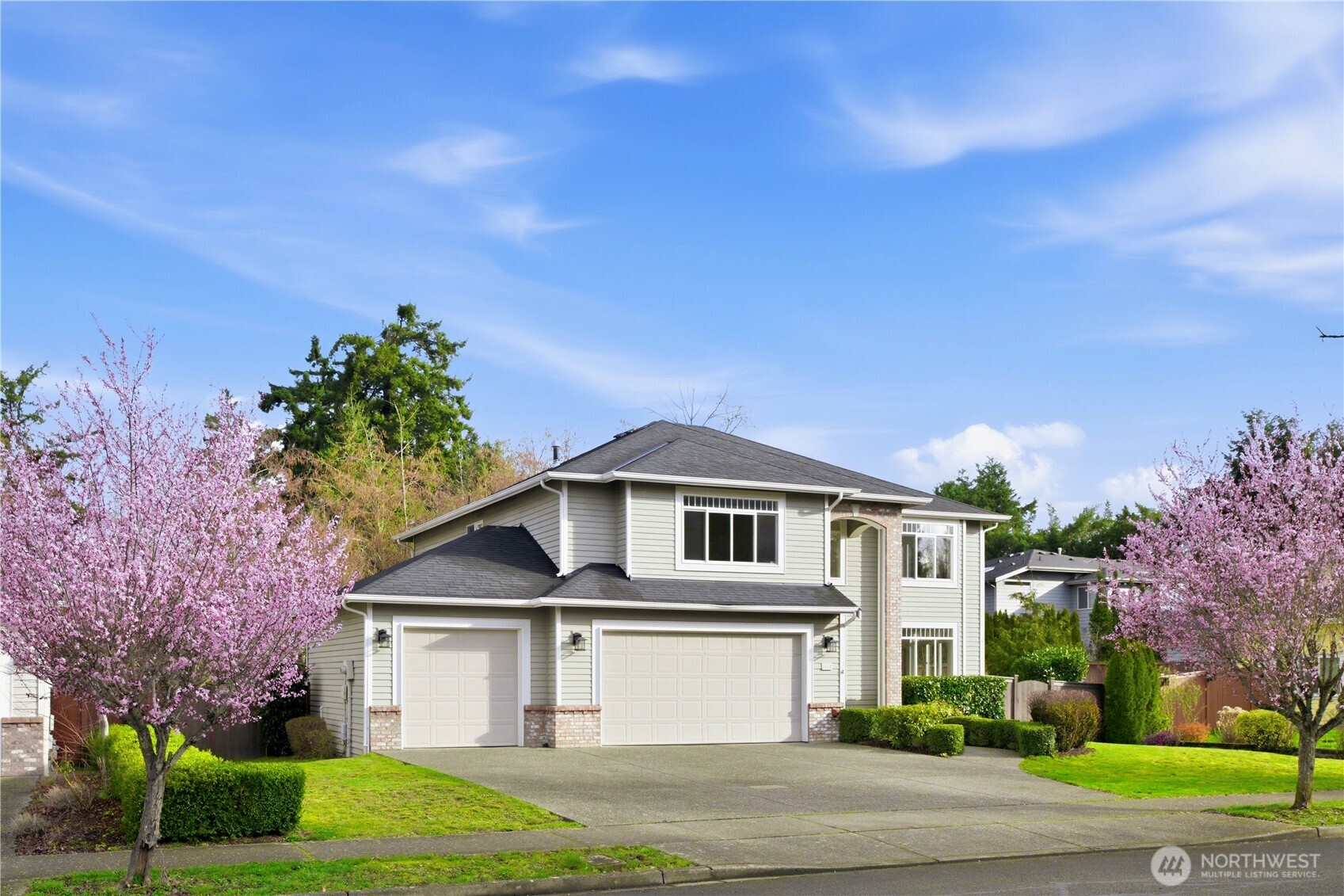 1611 242nd St SE
