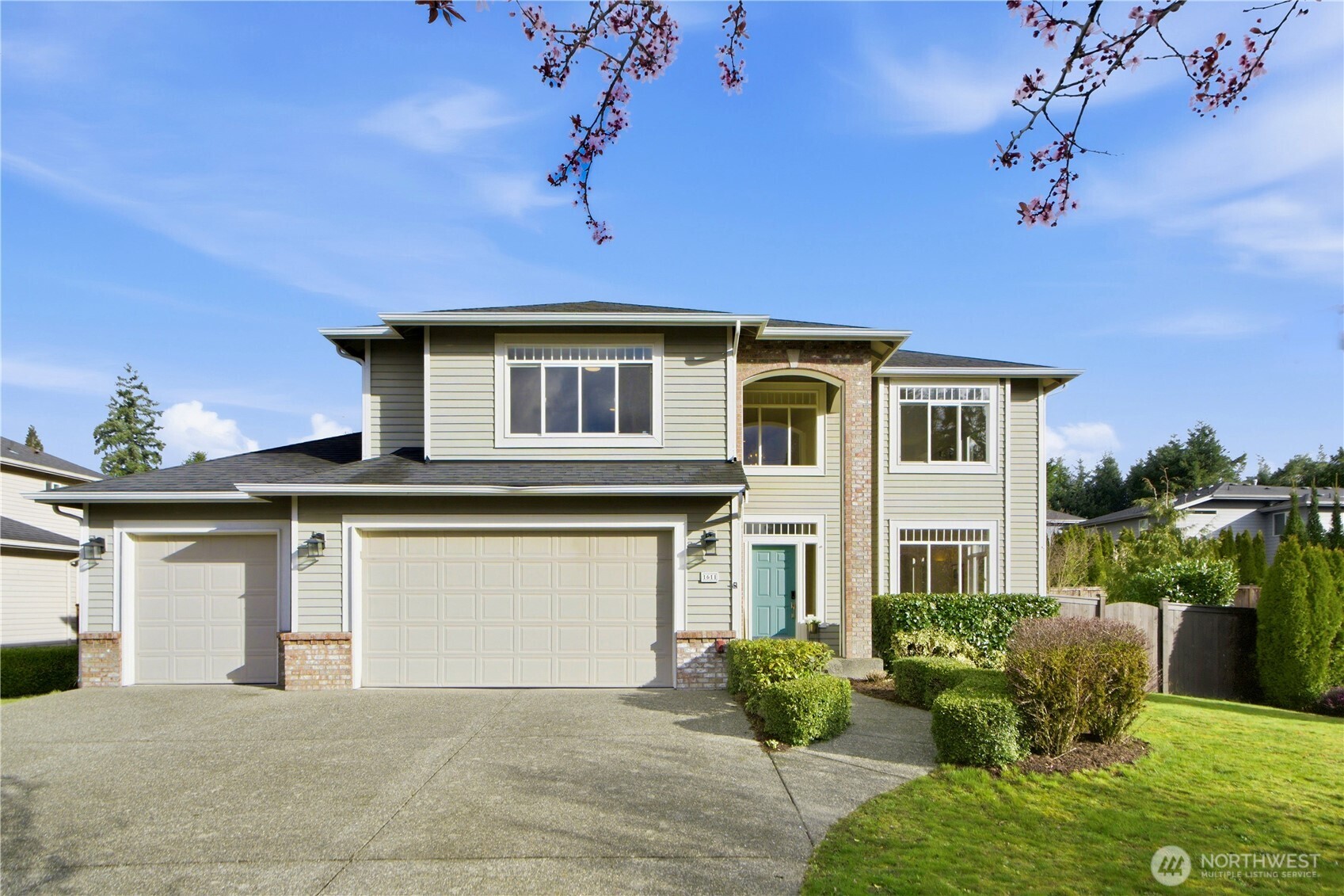 1611 242nd St SE