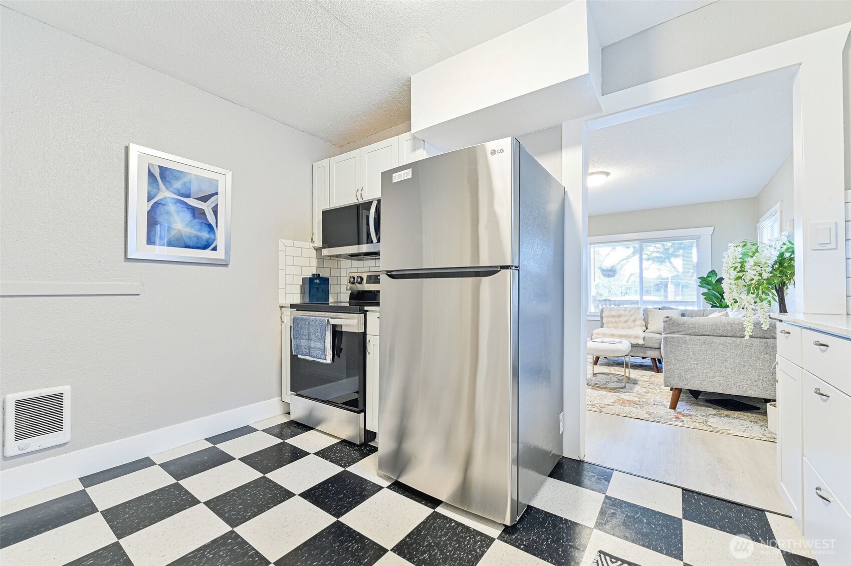420 E 46th Street