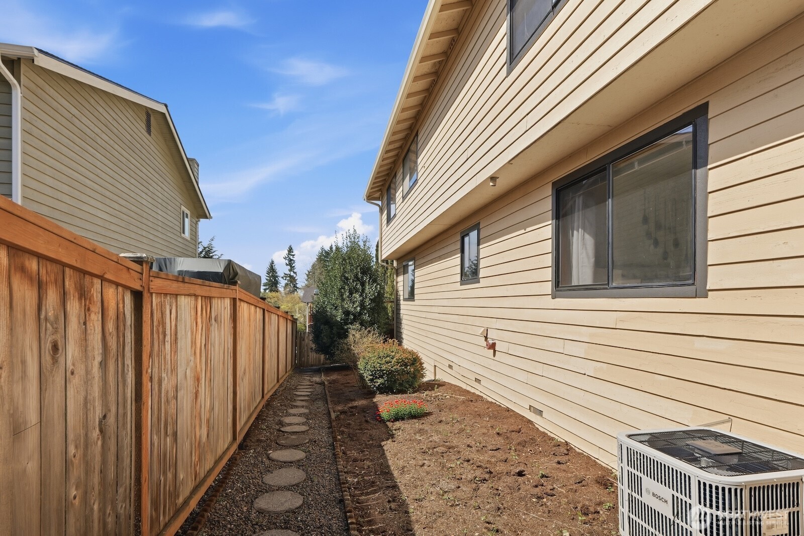 7247 NE 150th Street