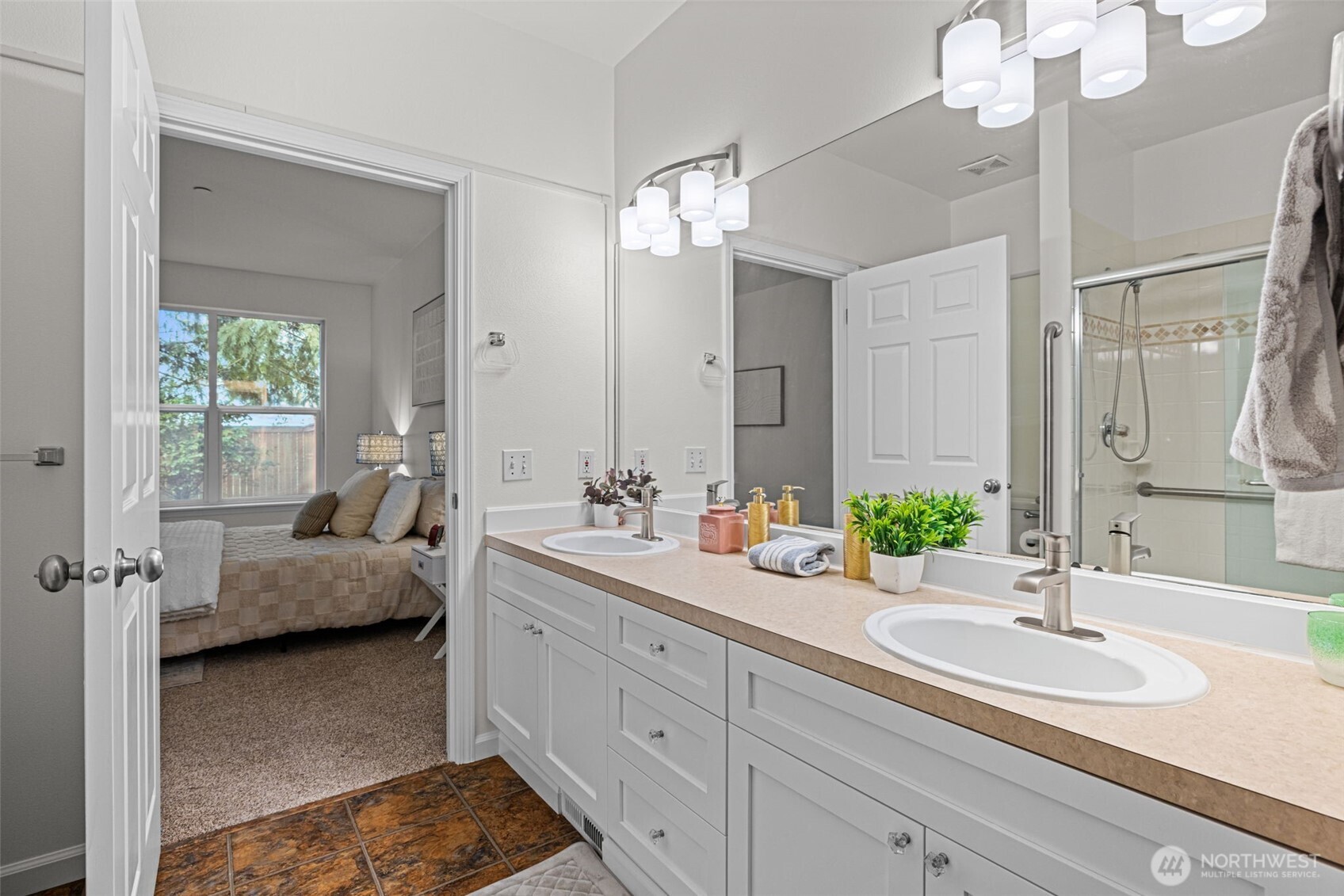 404 228th Street SW Unit: E101