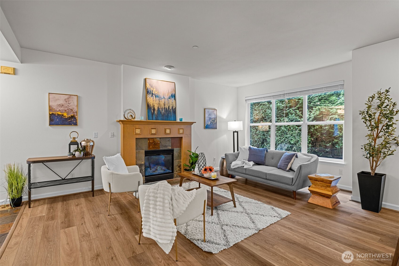 404 228th Street SW Unit: E101