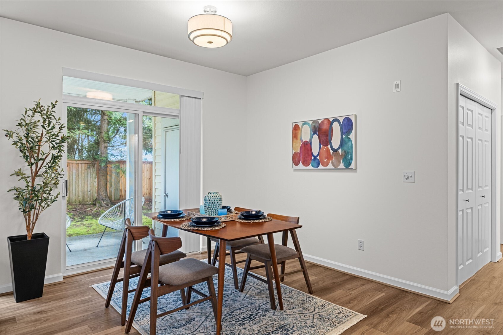 404 228th Street SW Unit: E101