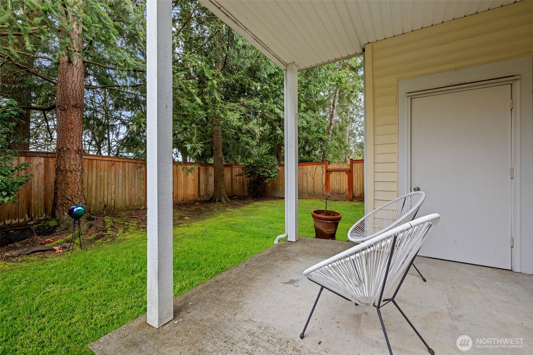 404 228th Street SW Unit: E101