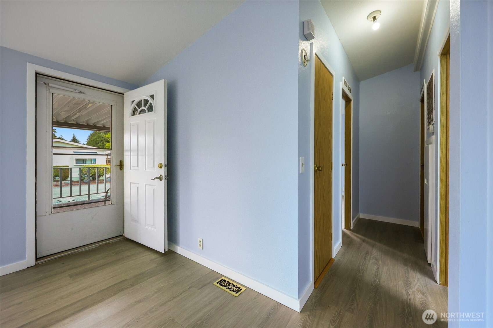 1706 73rd Street E Unit: 15