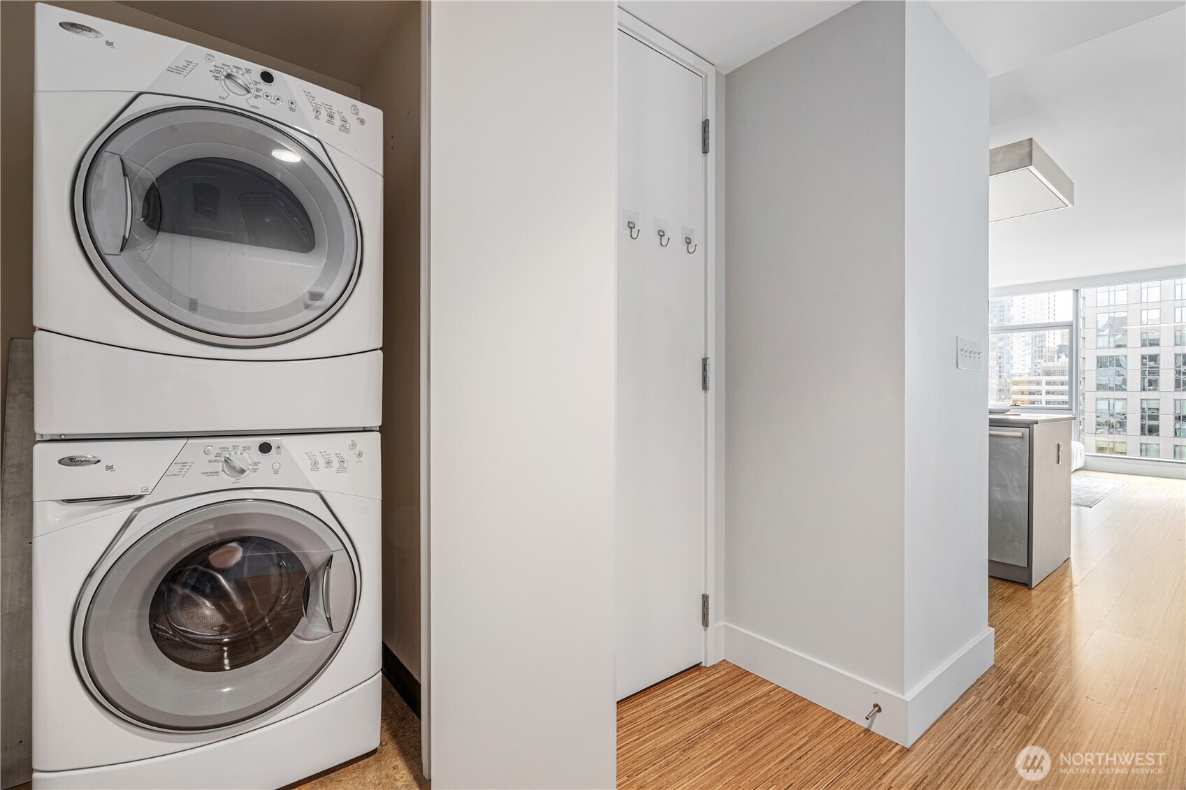 820 Blanchard Street Unit: 1506