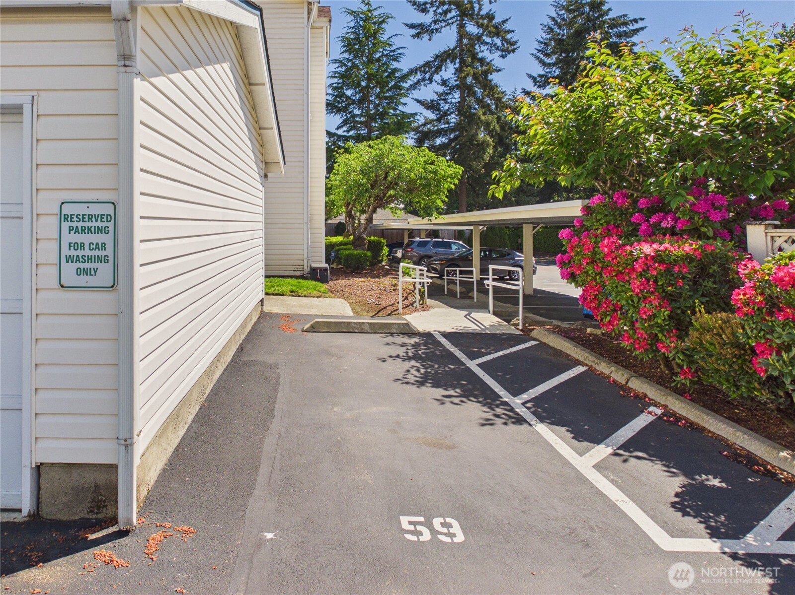11002 SE Petrovitsky Road Unit: I102