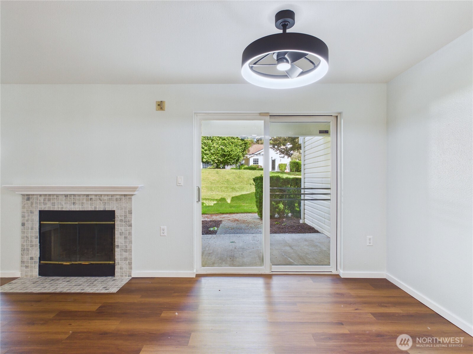 11002 SE Petrovitsky Road Unit: I102